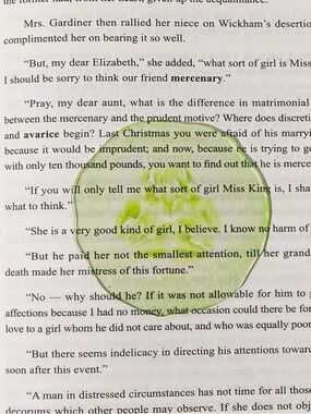 Handmade Green Resin Circle Bookmark / Decorative Page Accent